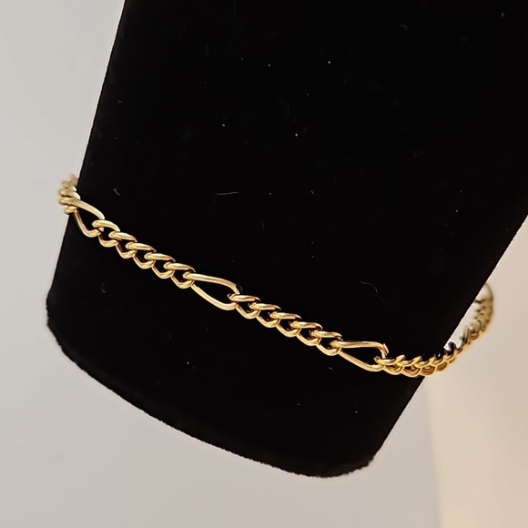 18K GP Goldtone Lovely Link 7" Bracelet - Picture 1 of 5